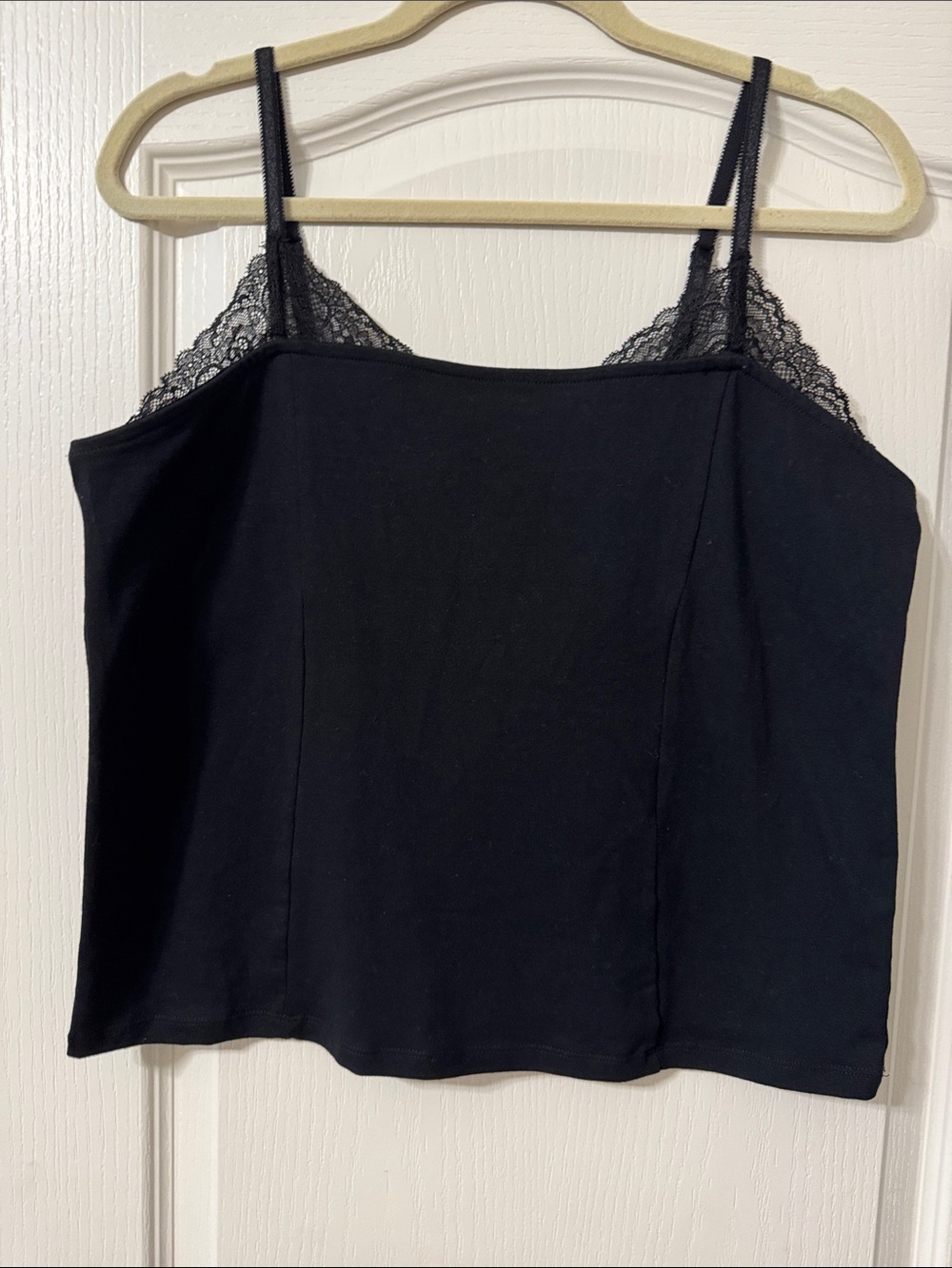 Torrid 2X Classic Black Lace-Trim Camisole Top